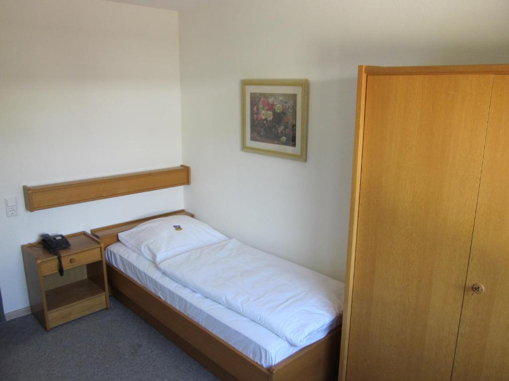 Hotel Waldesruh Dusseldorf Room photo